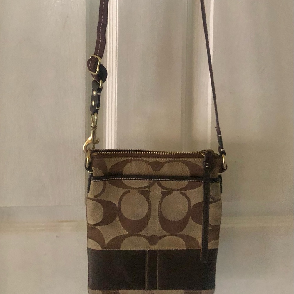 Coach signature C  crossbody bag purse